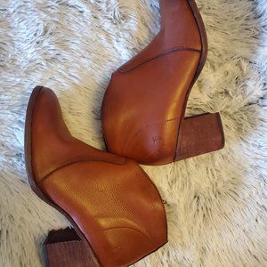 Frye Women's  Ankle Boots Leather